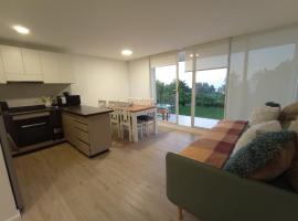 Oceana Suites Costa Quilen，位于普琼卡维的酒店