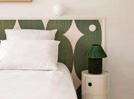 Superbe appartement design au coeur de Versailles, tout à pied，位于凡尔赛的酒店