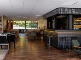 四季里尔机场酒店，位于里尔机场 - LIL附近的酒店
