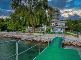 Világos Hotel Balatonvilágos，位于鲍洛通维拉戈什的酒店