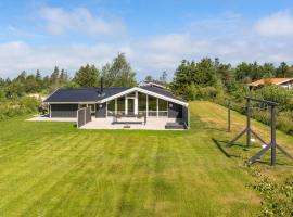 Four-Bedroom Holiday Home In Fjerritslev，位于菲耶里茨莱乌的酒店