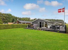 Holiday Home Binderup Strandpark Iv，位于Åbjerg的酒店