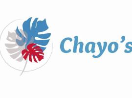 Chayo's Departamentos，位于恩塞纳达港的酒店