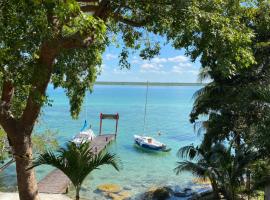 Casa Piedra de Agua Bacalar，位于巴卡拉尔的酒店