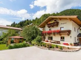 Ferienwohnung für vier Personen mit Balkon in Südlage