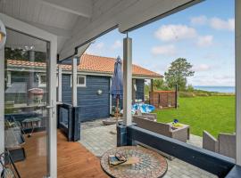 Awesome Home In Kalundborg With Wifi，位于凯隆堡的酒店