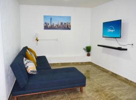 Hermoso departamento en planta baja a 4 min de los balnearios，位于伊斯米基尔潘的酒店