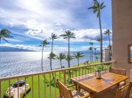 NEW Oceanfront Penthouse at Maalaea in South Maui