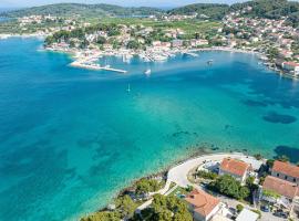 Apartment Koludrt Bb Croatia，位于鲁巴达的酒店