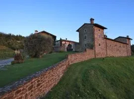 伦奇迪圣埃吉迪奥农庄民宿旅馆