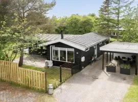 Gorgeous Home In Børkop With Sauna