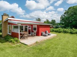 Gorgeous Home In Kalundborg With Wifi，位于凯隆堡的酒店