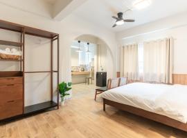 Baan Old Town Boutique Stay, Phuket Town，位于普吉镇的青旅