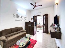 OYO Flagship 81099 Silverkey Executive Stays，位于钦奈Sholinganallur的酒店