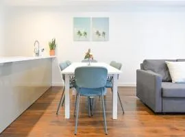 Sydney CBD Modern 2 bedroom Apartment