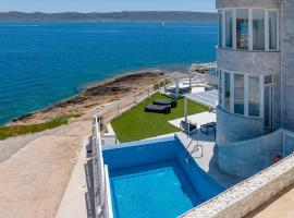 En plo villa Sounio，位于苏尼翁的酒店