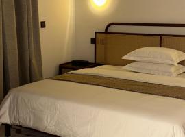 Afra 3 bedrooms luxury villa Zanzibar，位于Dambani的酒店