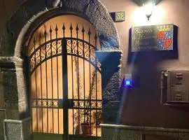 Bianca di Navarra House