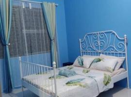Bota TheDaun Homestay Taman Indera，位于Kampung Bota Kiri的酒店