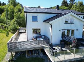 Skarnsundet apartment，位于Venneshamn的酒店