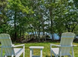 Waterfront Private Dock Peaceful Retreat