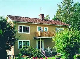 Hällgården