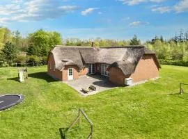 12 person holiday home in Ulfborg-By Traum