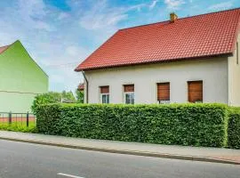 Two-Bedroom Holiday Home In Osno Lubuskie