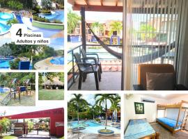 ""Apto 2 Habit, 4 piscinas, Dcto GENIUS, Check in-out extendidos, a 1 cuadra del parque -Ciudadela del Sol-""，位于圣赫罗尼莫的酒店