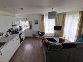 Number 10 Stunning Apartment, Fantastic Location!，位于埃克斯茅斯的酒店