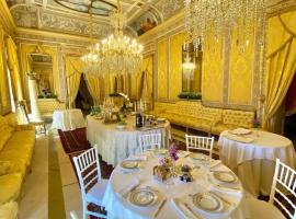 Palazzo Cherubini-Pools & Wellness，位于罗萨诺的酒店