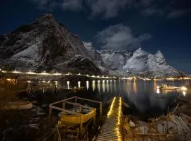Reine Retro Villa - Cozy Villa With a Fantastic View
