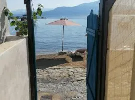 Sunny Days beach house