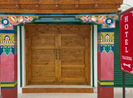 Hotel Thachung，位于Deskit的酒店