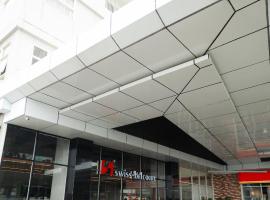 Swiss-Belcourt Serpong，位于Ciater-tengah的酒店