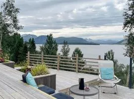 4 Bedroom Nice Home In Stangvik