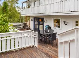 3 Bedroom Awesome Apartment In Skjeberg