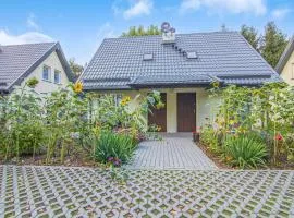 2 Bedroom Stunning Home In Oslonka