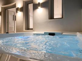 Nohēme Luxury Suites，位于Vourvoulos的酒店