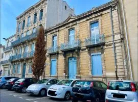 Appartement du Forum,La gare, 50 m2 , Climatisation, Garage, Cour