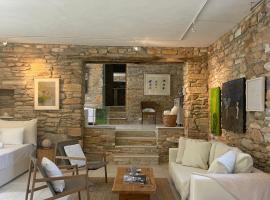 The Artists House - Atelier Suite，位于Agia Theodoti的度假屋