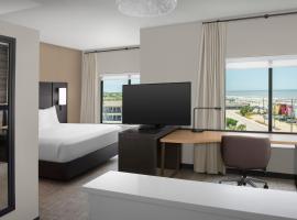 Residence Inn by Marriott Galveston Island，位于加尔维斯敦的带按摩浴缸的酒店