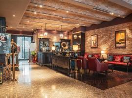 Alagon D'antique Hotel & Spa - Spa Massage Included，位于胡志明市的酒店
