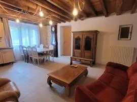 La Mélodie des champs, appartement mitoyen de 80 m2 dans une maison avec un autre appartement