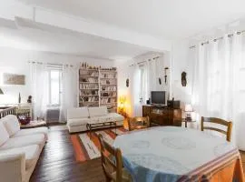Appartement Le Nid du Saleys - 70 m2 centre ville de Salies-de-Béarn
