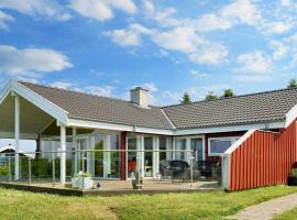 5 star holiday home in Allinge-By Traum，位于阿灵厄的酒店