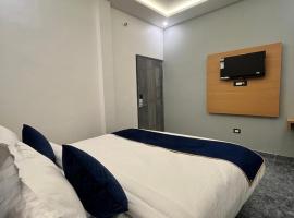 Hotel Kingston Ayodhya，位于Faizābād的酒店