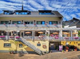 Hotel Zur Mosel，位于Minheim的酒店