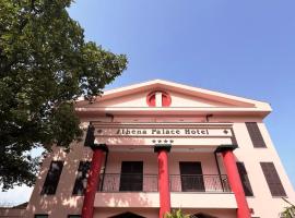 Athena Palace Hotel，位于Terme Luigiane的酒店