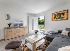 Blauer Bungalow，位于黑灵斯多夫的简易别墅